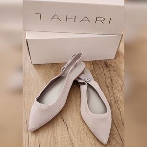 Tahari Singapore Slingback Flats Size 9 Pointed Toe Knit Bow Gray